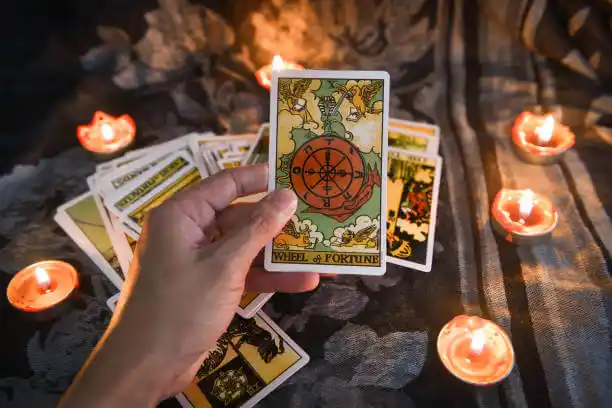 tarot cards Advance